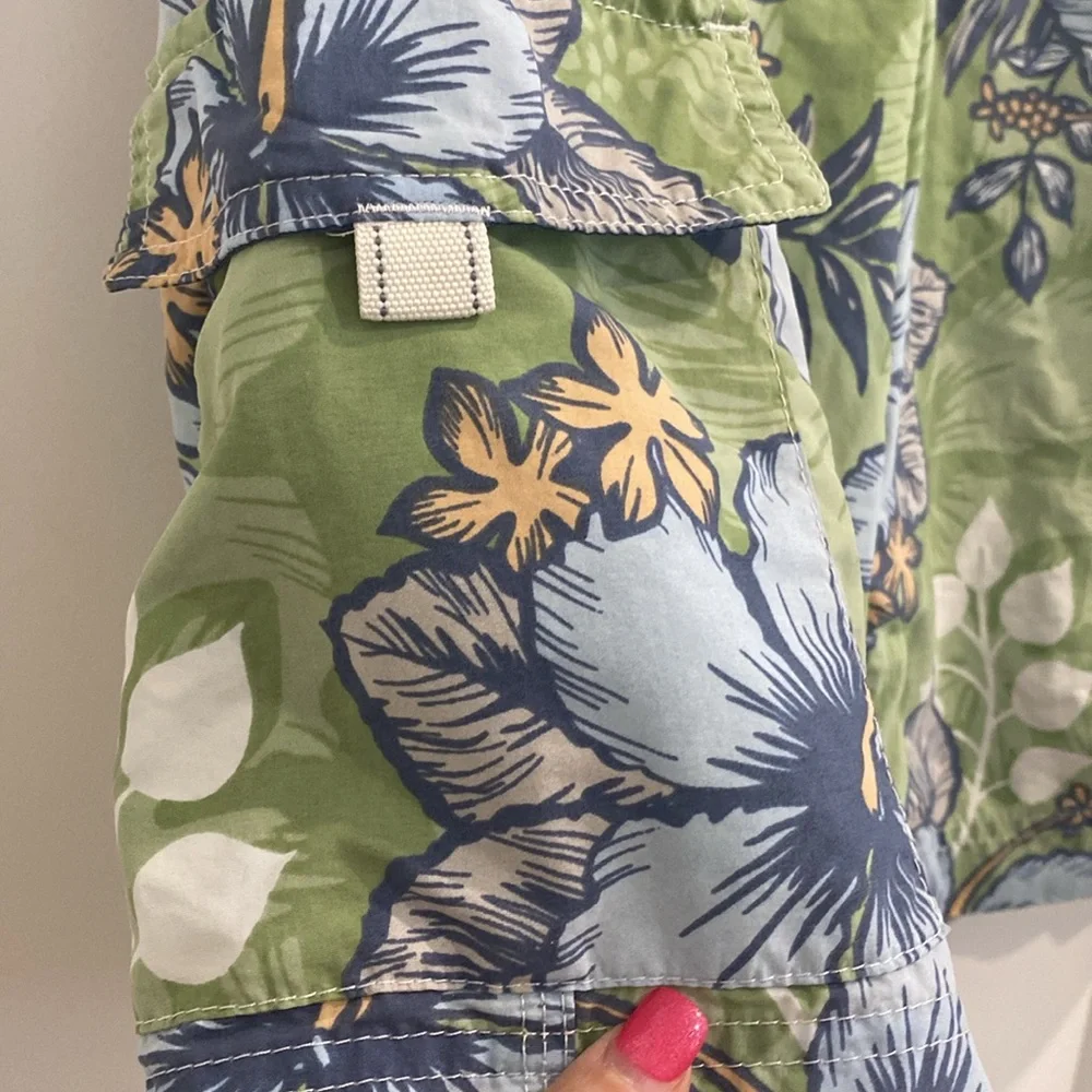 Lands End Boys Tropical Graphic Board Shorts |Size L